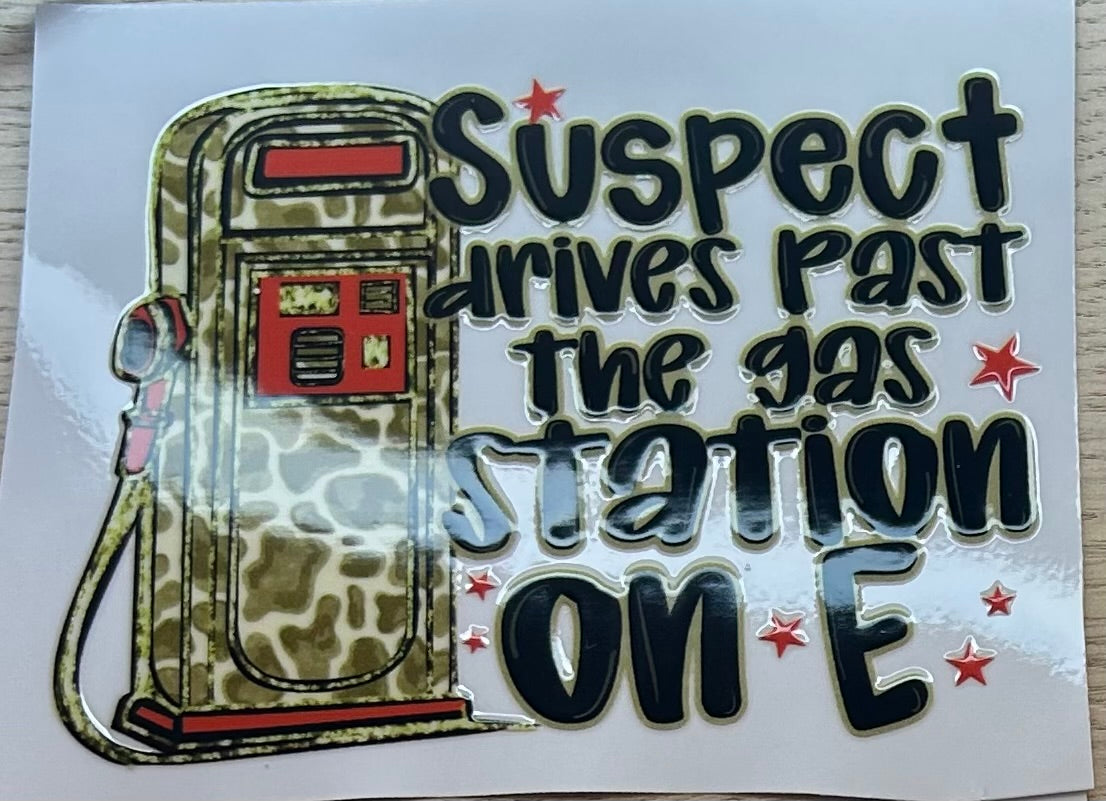 Suspect Drives Past on "E" Decal Wrap