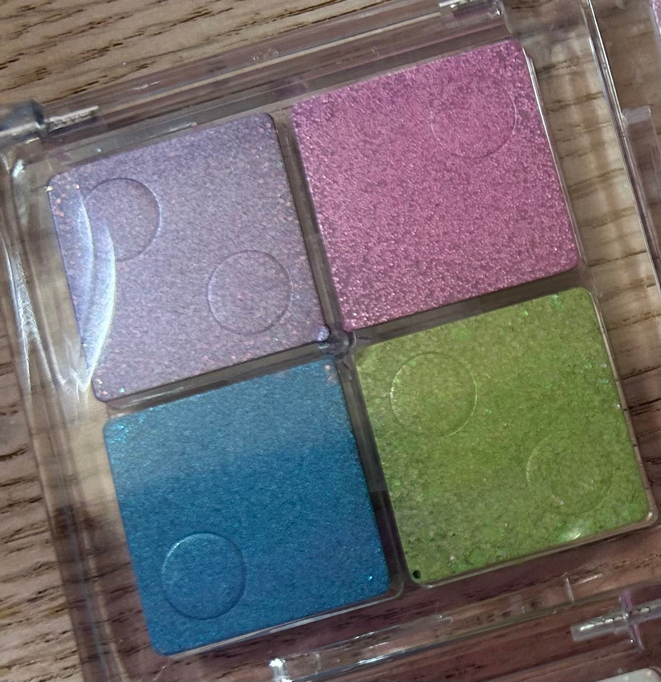 Eye Shadow Palette (4 colors)